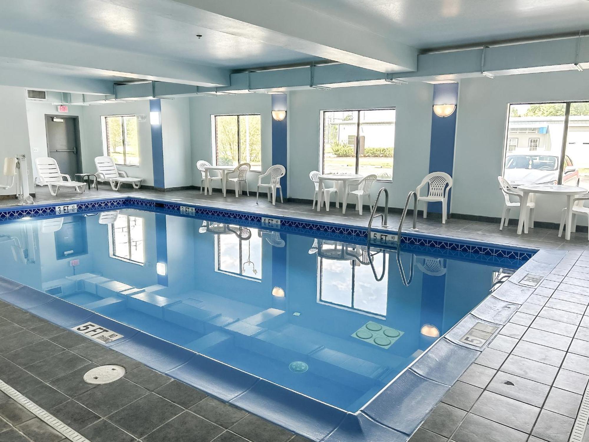 Comfort Inn & Suites Cambridge Luaran gambar